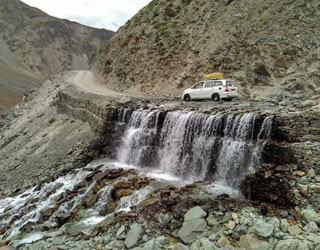 Chandigarh to Spiti Taxi Service